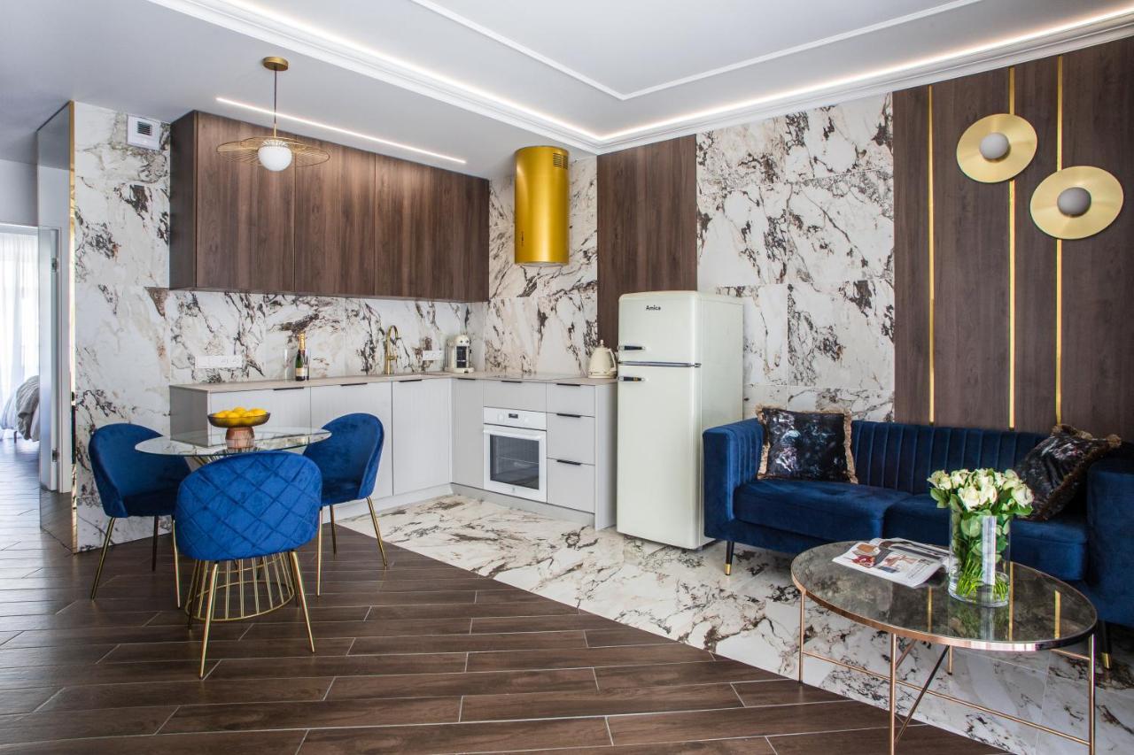 Апартаменты Luksusowy Apartament Przy Filharmonii Катовице Экстерьер фото