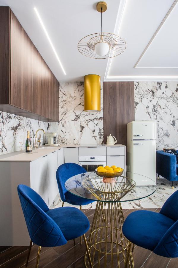 Апартаменты Luksusowy Apartament Przy Filharmonii Катовице Экстерьер фото